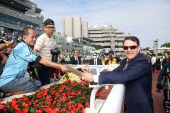 Aidan O'Brien hat auch in Hong Kong seine Fans. www.galoppfoto.de