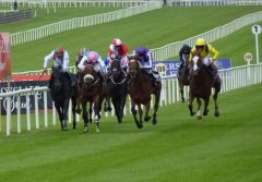 Mit einem kurzen Kopf setzt sich Up (rechts) mit Joseph O'Brien im Sattel in den Blandford Stakes durch. Foto: Heidrun Küster