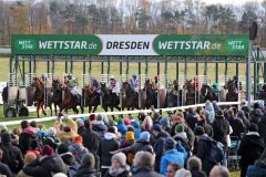 Über 10.000 Zuschauer sorgten am finalen Renntag der Saison in Dresden für einen starken Besuch. www.galoppfoto.de - Sabine Brose