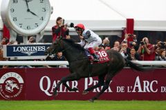 Um kurz vor vier - die Longines-Uhr zeigt's - war der Sieg Golden Horns perfekt. Foto Dr. Jens Fuchs