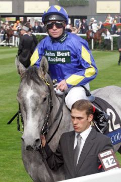 Leichtgewichtsjockey Jimmy Quinn 2008 in Ascot. www.galoppfoto.de