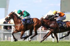 Tahiyra muss eine Überprüfung der Rennleitung überstehen, behält aber ihren Sieg in den Coronation Stakes. Foto: Racenews/Megan Ridgwell