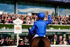 Frankie Dettori und Trawlerman grüssen die Fans in Ascot. Foto: Megan Rose/Ascot